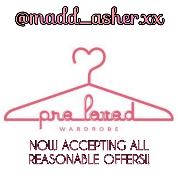 Nike: Dri-Fit Racer Back Tank w. Built-in Bra β€οΈ - Picture 10 of 10